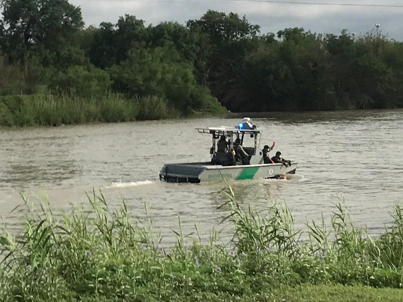 Localizaron los cuerpos de dos indocumentados ahogados en el Río Bravo, en casos por separado (video)