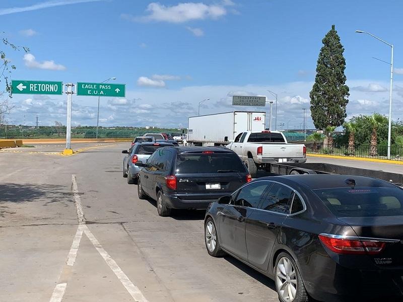Subi&oacute; en mayo 20 por ciento el aforo vehicular en Puente Dos de Piedras Negras 