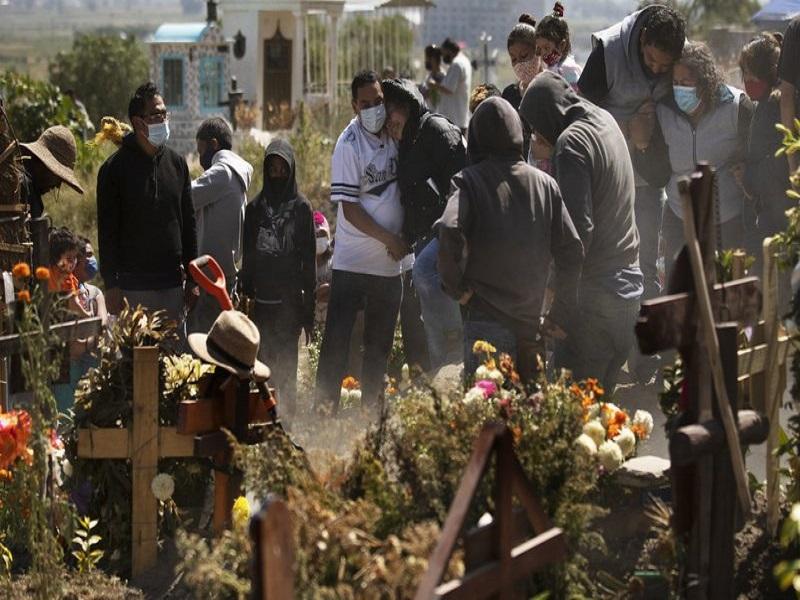 Suman 228 mil 362 muertes por COVID-19 en México