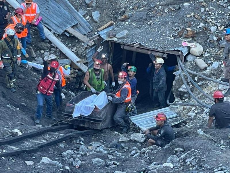 Ubican cuerpos sin vida de otros dos mineros atrapados en La Rancher&iacute;a de M&uacute;zquiz