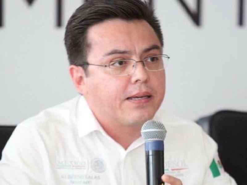Grupo armado secuestra a secretario del PRI en Sinaloa 