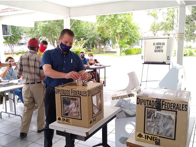 Emite Memo S&aacute;nchez su voto e invit&oacute; a la poblaci&oacute;n a ejercer su derecho y deber ciudadano