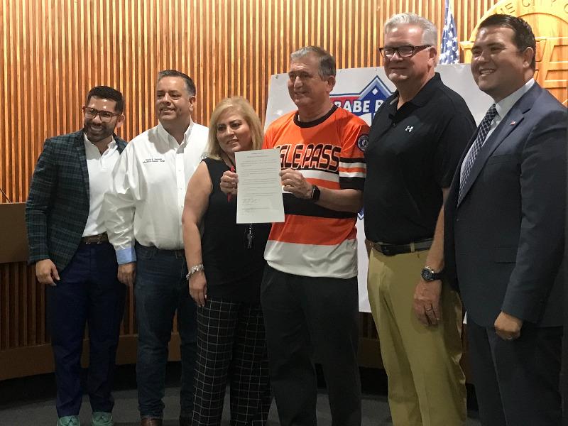 Eagle Pass ser&aacute; sede de la Serie Mundial de Beisbol categor&iacute;a 13 y 15 a&ntilde;os, los juegos se realizar&aacute;n en el nuevo complejo deportivo (video)