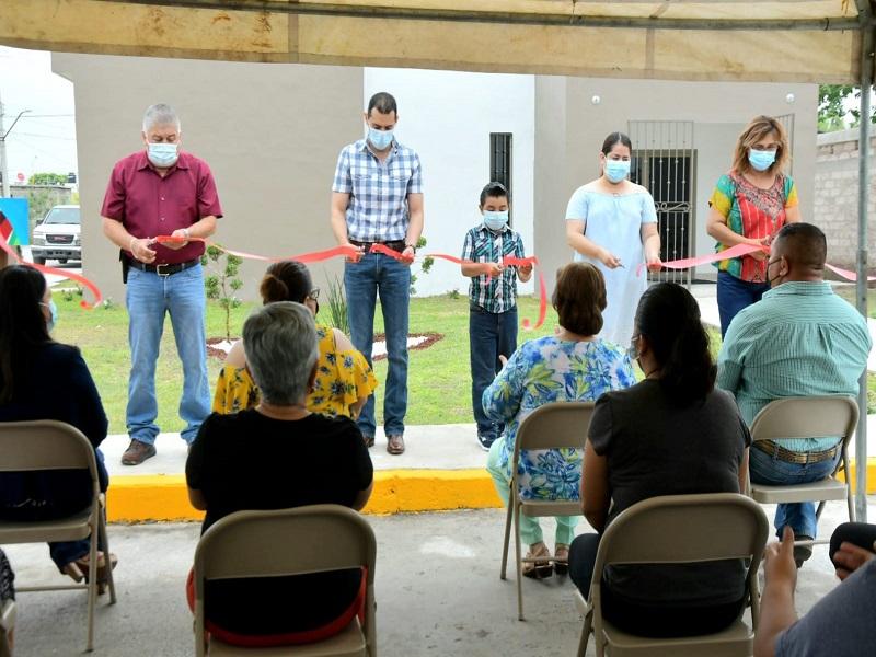 Ponen en funcionamiento biblioteca p&uacute;blica en Nava