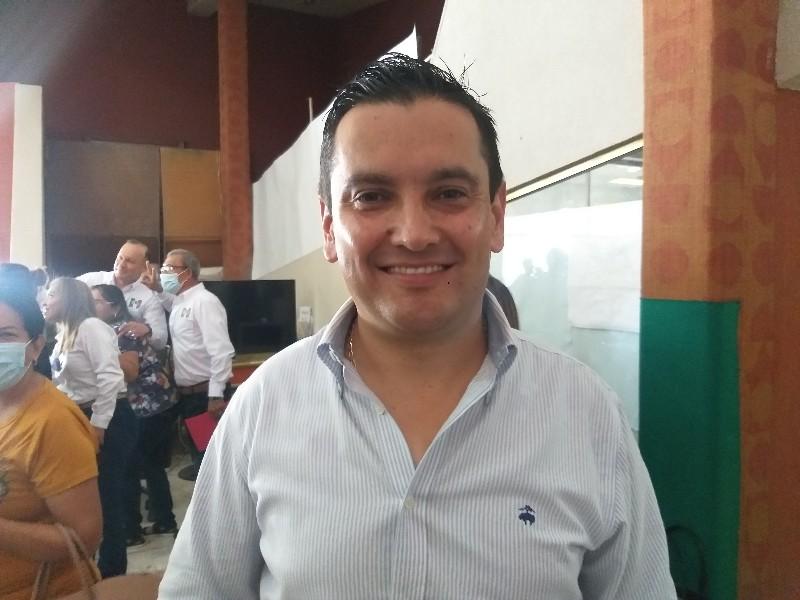 Recibe constancia de mayoría Pepe Díaz, alcalde electo de Allende
