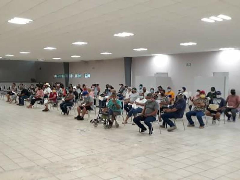 Llaman a adultos de 50+ y embarazadas a aplicarse segunda dosis antiCovid este martes en Allende, Morelos, Nava y Villa Unión
