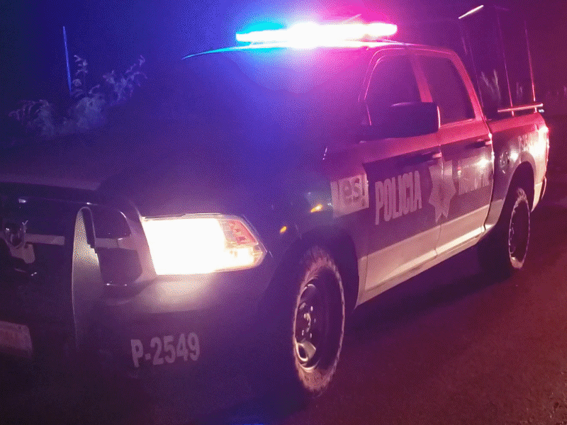 Choca patrulla municipal cuando acudía a llamado sobre detonaciones de arma de fuego en el centro de Piedras Negras 