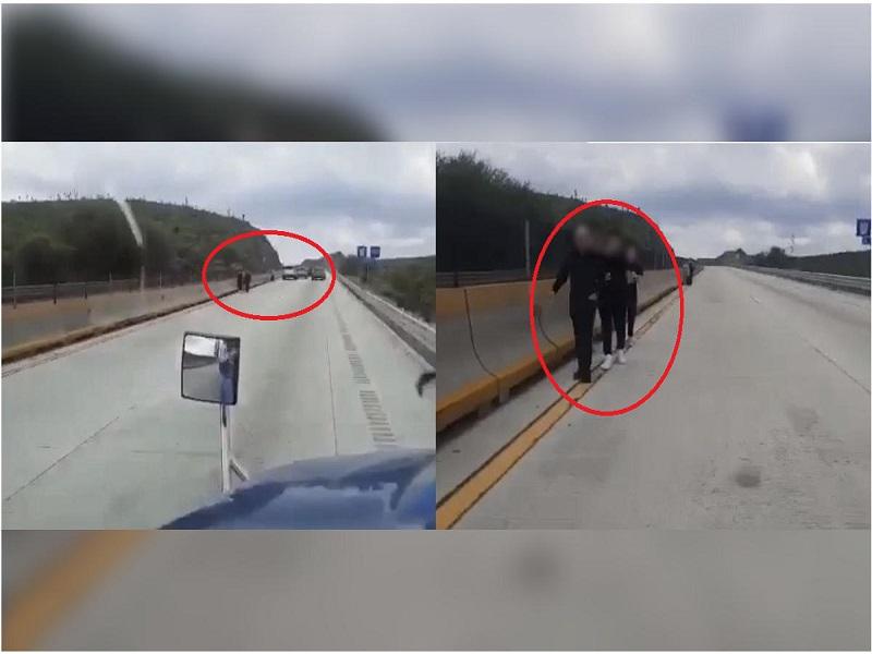 Despojan de camioneta a familia en autopista Monterrey-Nuevo Laredo (Video)