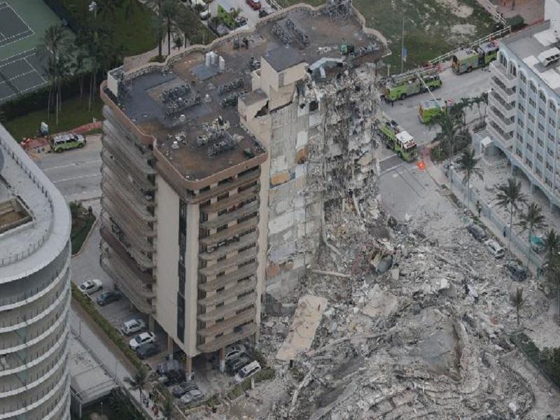 Informe de 2018 advert&iacute;a de da&ntilde;os estructurales en edificio derrumbado en Miami