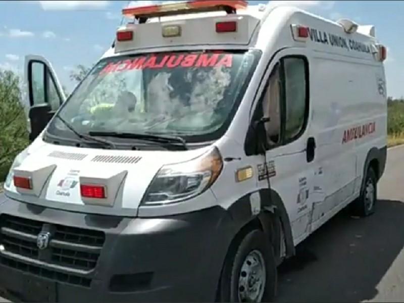 Chocan a ambulancia cuando trasladaba a un enfermo en el tramo Nava-Villa Unión