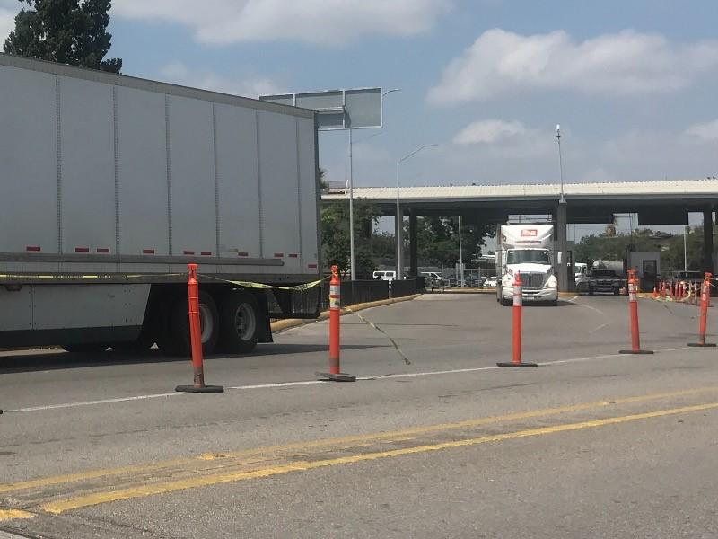 Cruzaron 482 camiones por puentes Piedras Negras Eagle Pass con plan piloto los domingos de junio