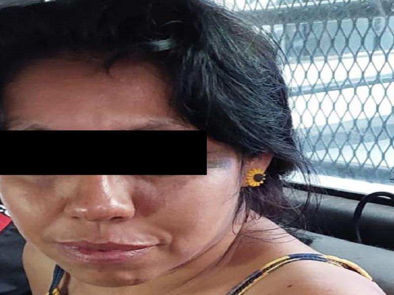 Agresiva mujer lesiona a su esposo con una botella en Piedras Negras, fue detenida