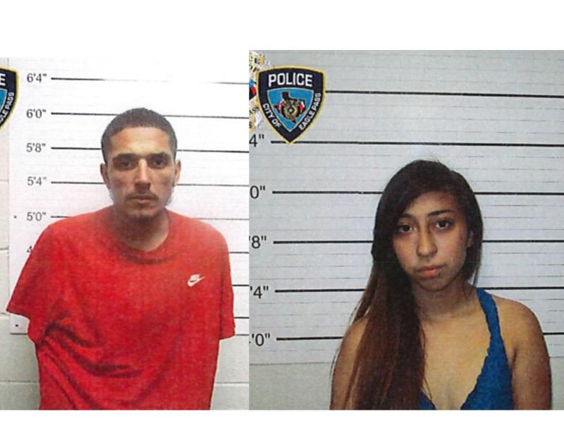 Arrestan a pareja de Eagle Pass en posesión de metanfetaminas y un arma de fuego