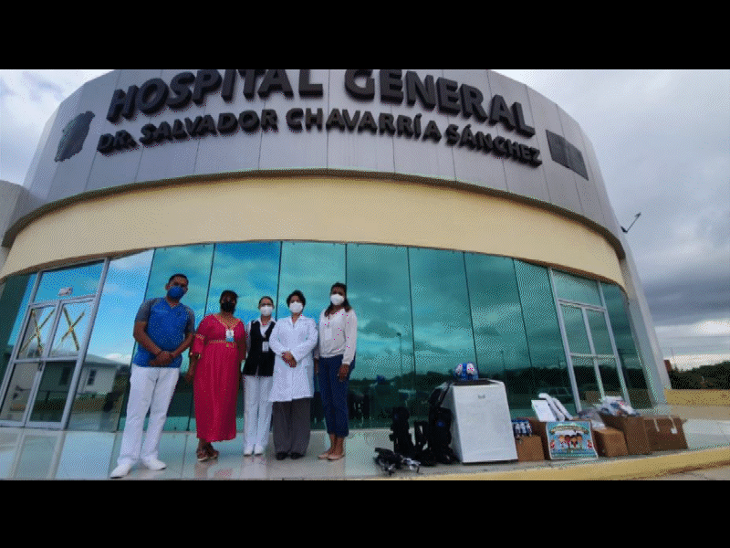 Dona Sembrar para el Futuro un frigobar e insumos al Hospital General  