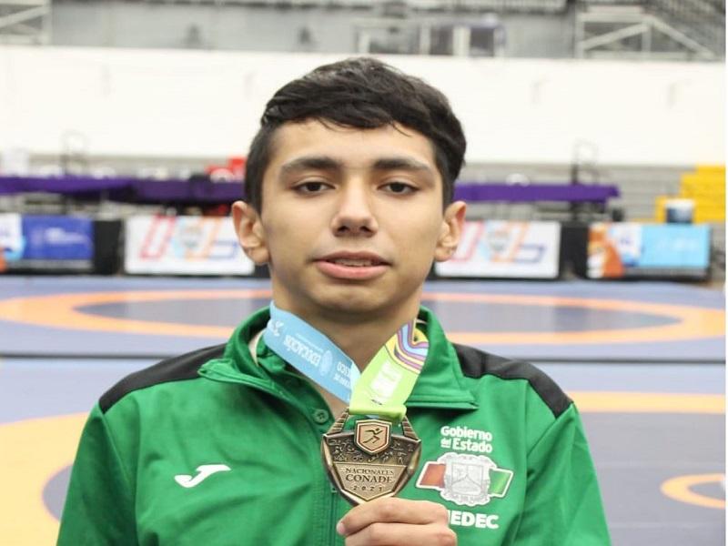 Abren luchadores coahuilenses con un oro y dos bronces en nacionales CONADE 2021