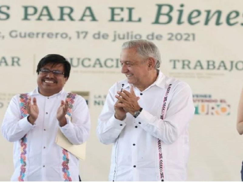 Descentralizar&aacute;n secretar&iacute;as; Salud ir&aacute; a Acapulco, la SEP a Puebla y Bienestar a Oaxaca