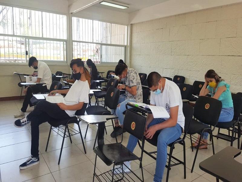 Sin instrucci&oacute;n precisa universidades y preparatorias sobre modalidad del pr&oacute;ximo regreso a clases