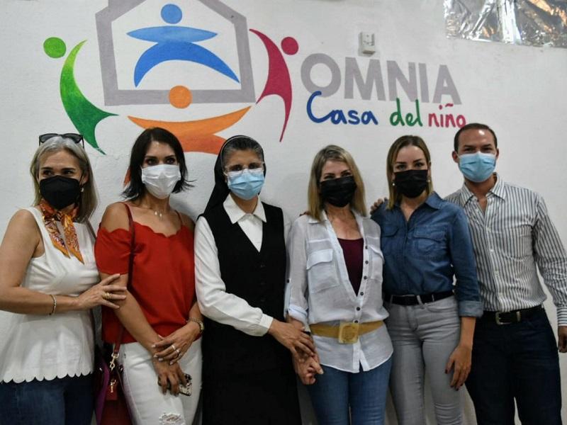 Senadora Ver&oacute;nica Mart&iacute;nez y alcaldesa electa Norma Trevi&ntilde;o visitan Casa Omnia en Piedras Negras