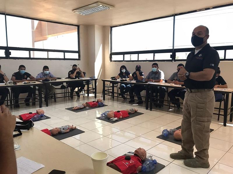 Capacitan a bomberos de Piedras Negras sobre nuevas normas de bioseguridad 