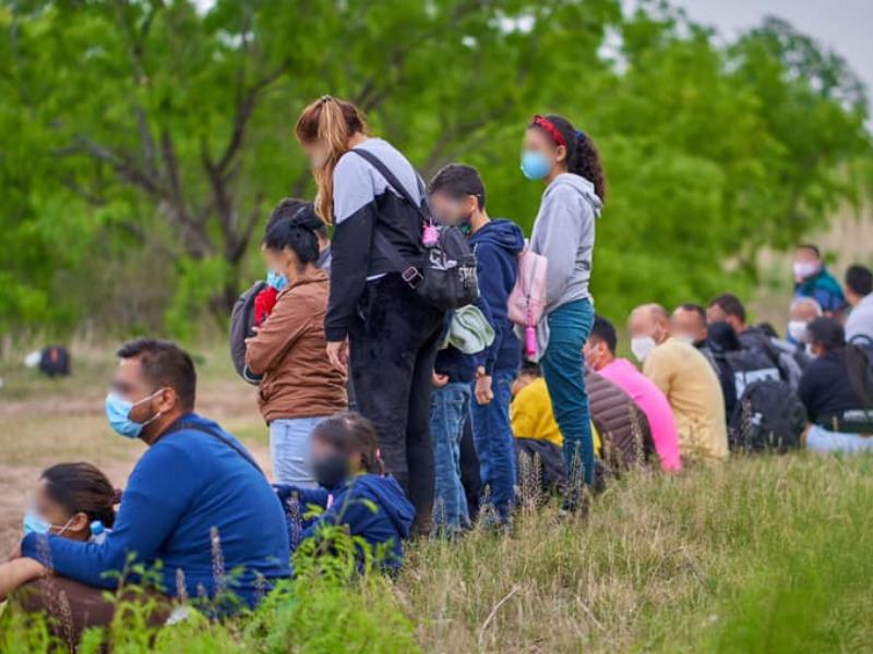 Planean construir una casa hogar temporal para menores migrantes en Eagle Pass