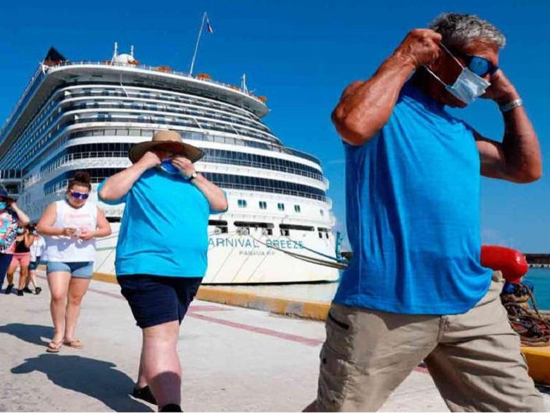 Solo turistas con esquema completo de vacunación podrán bajar de cruceros en Puerto Vallarta
