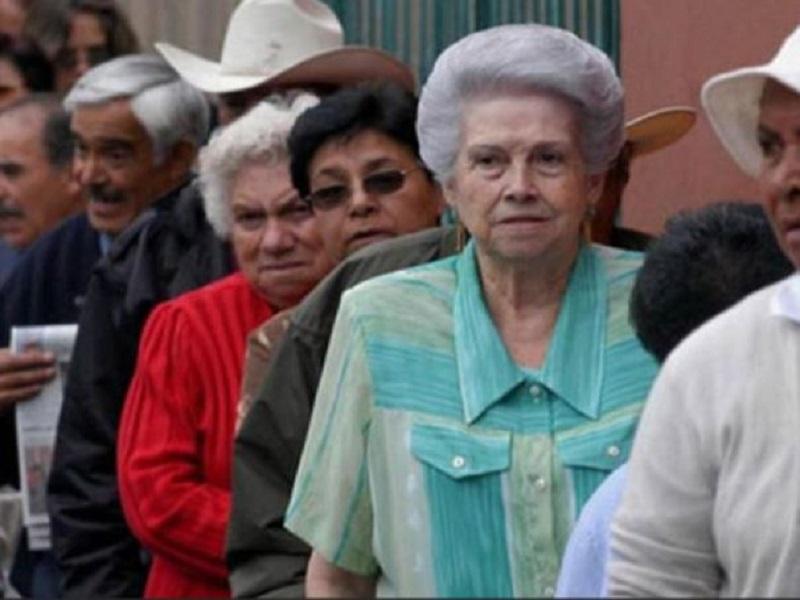 Pensiones de bur&oacute;cratas estatales lleva en este a&ntilde;o d&eacute;ficit de 125 mdp