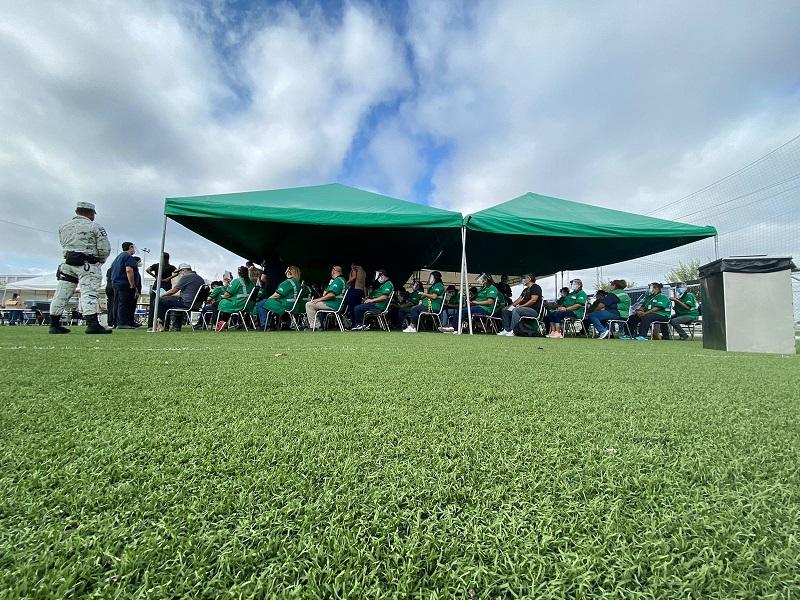 Se aplicaron 936 segundas dosis de vacuna en la Ruta Empresarial este viernes en Rassini y Lancermex