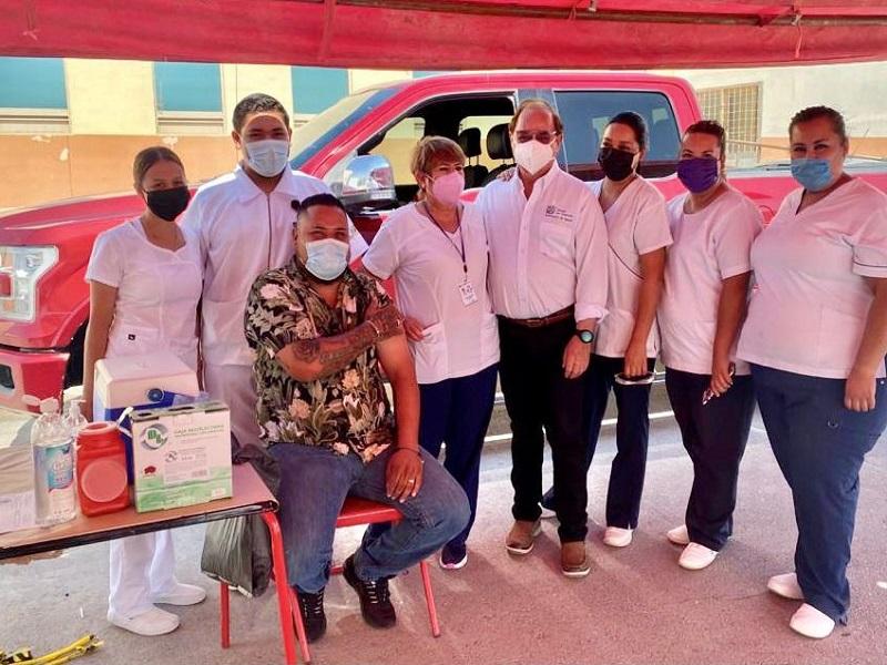 Recibe Salud Coahuila dosis de Sinovac y supervisa aplicación
