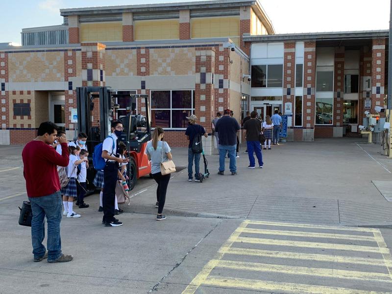 Aduana de Eagle Pass operar&aacute; 2 casetas sentri y m&aacute;s agentes para revisi&oacute;n de peatones en puentes internacionales