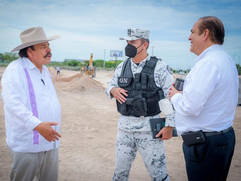 Armando Guadiana visita construcci&oacute;n del Cuartel de la GN en Piedras Negras; compromete gestionar reubicaci&oacute;n de la Guarnici&oacute;n Militar (VIDEO)