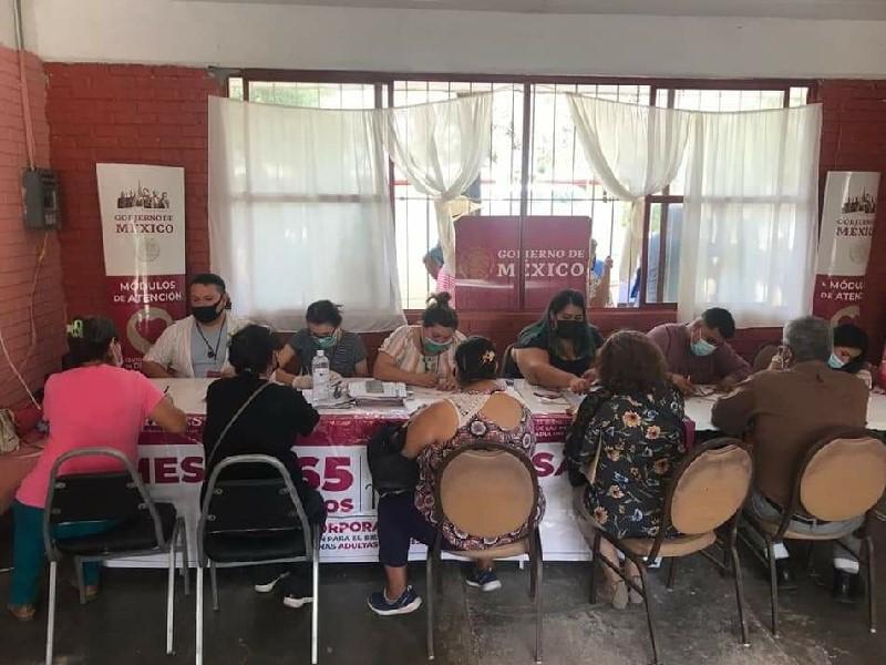 Adultos mayores aprovecharon jornada de incorporaci&oacute;n al programa 65 y M&aacute;s en Allende y Villa Uni&oacute;n