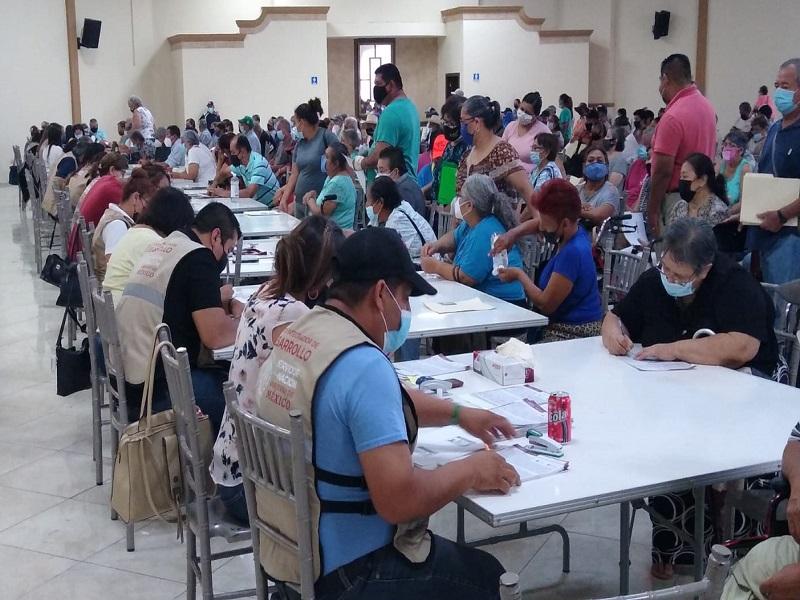 Superan meta de registros al Programa de 65 y M&aacute;s en Piedras Negras, saturan otra vez el sal&oacute;n Suterm (video)