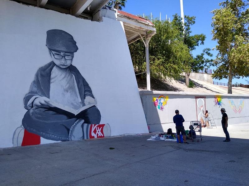 Elaboran murales en Paseo del R&iacute;o, participan 35 artistas nigropetenses