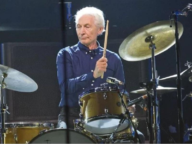 Muere Charlie Watts, baterista de los Rolling Stones