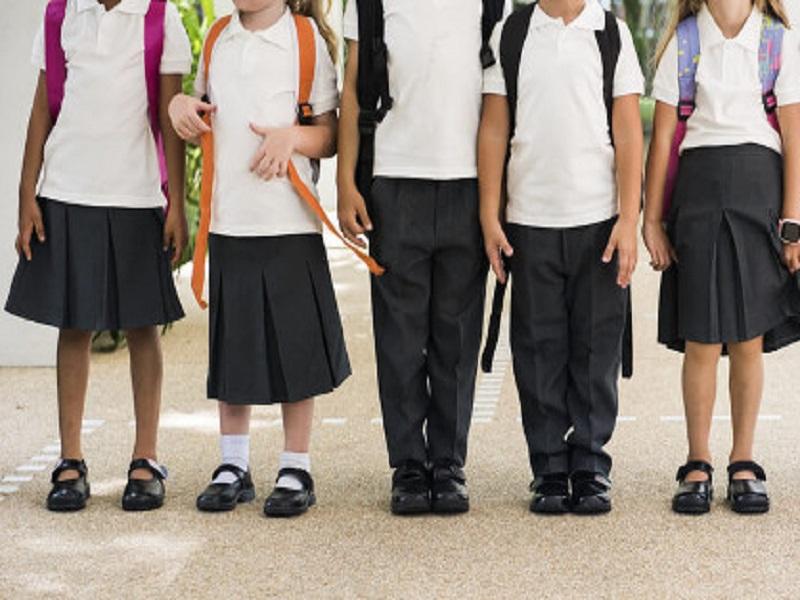 Uniformes en alumnos no son obligatorios, afirma Educaci&oacute;n