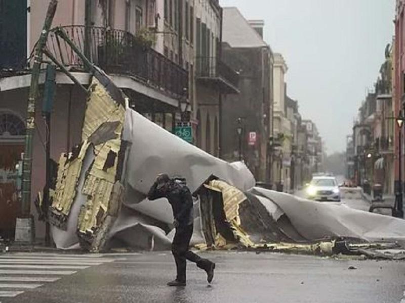 Huracán Ida deja a más de 800 mil hogares sin luz y se acerca a Nueva Orleans con vientos de 240 kh
