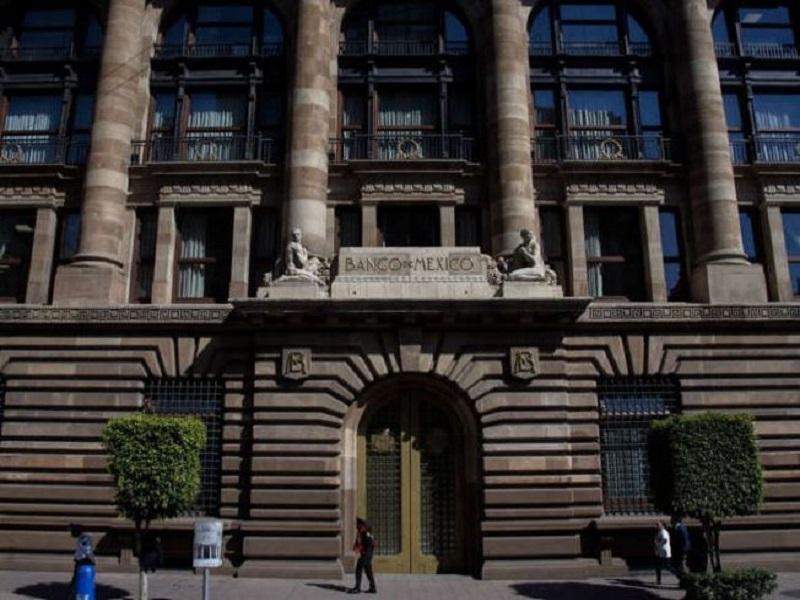 Banxico sube sus expectativas de crecimiento para M&eacute;xico en 2021