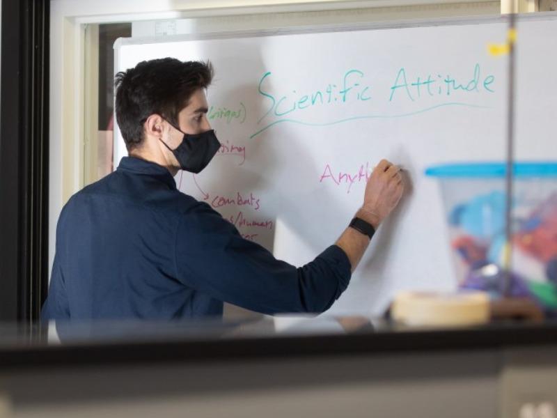 Han detectado 100 casos positivos de coronavirus en escuelas de Eagle Pass