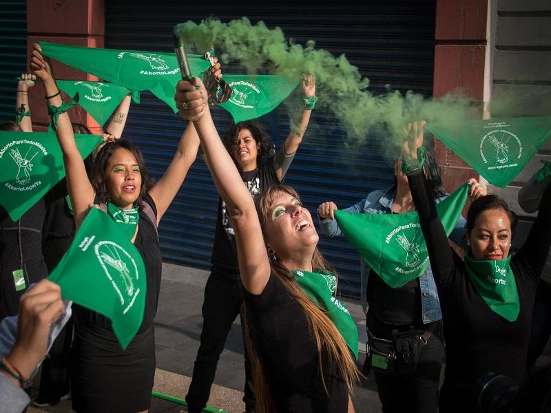 Tras despenalizaci&oacute;n del aborto, Coahuila liberar&aacute; a mujeres presas por ese delito
