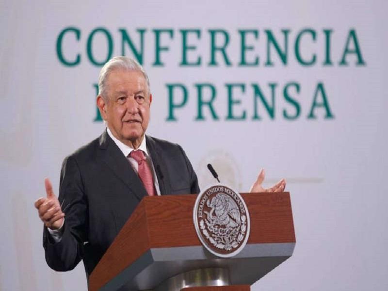 No somos peleles de EU ni recibimos presiones para frenar paso de migrantes: AMLO
