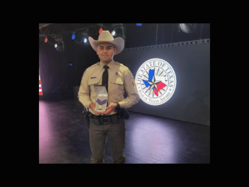Gobernador de Texas da reconocimiento a patrullero de Carrizo Springs que fue herido por un delincuente