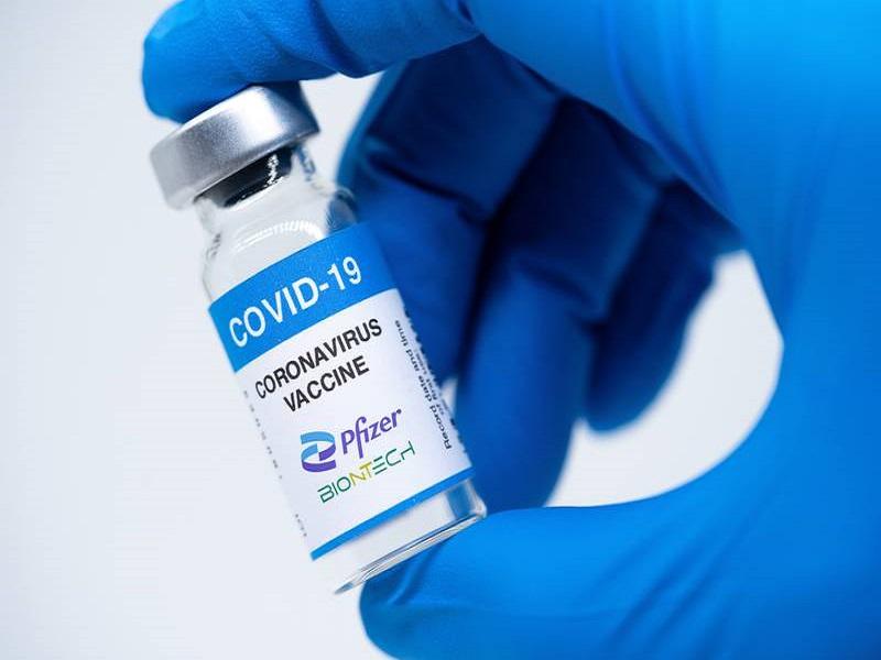 Pfizer y BioNTech planean vacunar contra el COVID a menores de entre 5 y 11 años a partir de octubre