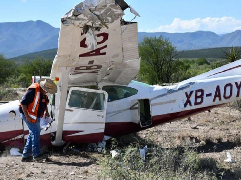 Avioneta con due&ntilde;o de medios de comunicaci&oacute;n aterriza de emergencia en la regi&oacute;n centro-desierto de Coahuila