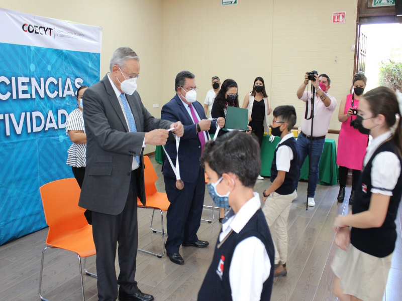 Premia Coahuila a ganadores de la Feria de Ciencias y Creatividad 2021