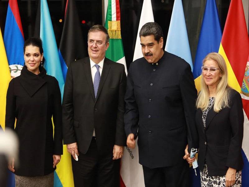 Nicol&aacute;s Maduro llega a M&eacute;xico para participar en cumbre CELAC