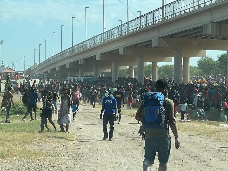 Secretario de Gobierno acuerda con autoridades de Acu&ntilde;a y Del R&iacute;o acciones para evitar que m&aacute;s migrantes lleguen a Coahuila 