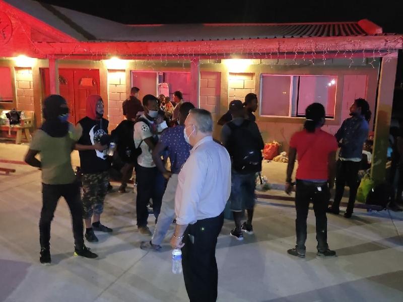 Al menos 150 haitianos hicieron escala en Zaragoza en su camino a EU