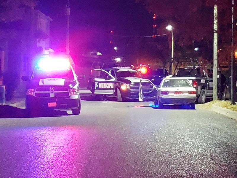 Una lesionada dej&oacute; ri&ntilde;a entre mujeres al exterior de un bar en la colonia Buena Vista Norte