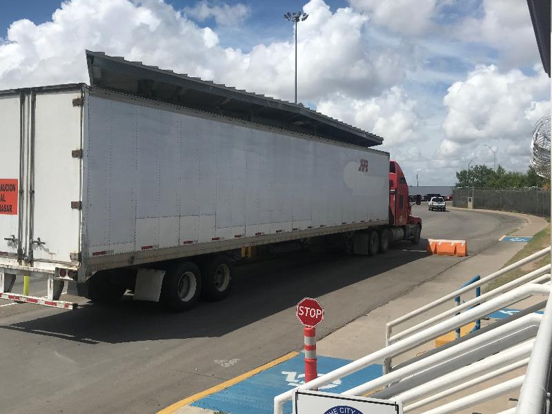 Aumentó casi 50% el cruce de camiones comerciales de Eagle Pass a Piedras Negras tras cierre del Puente Acuña-Del Rio