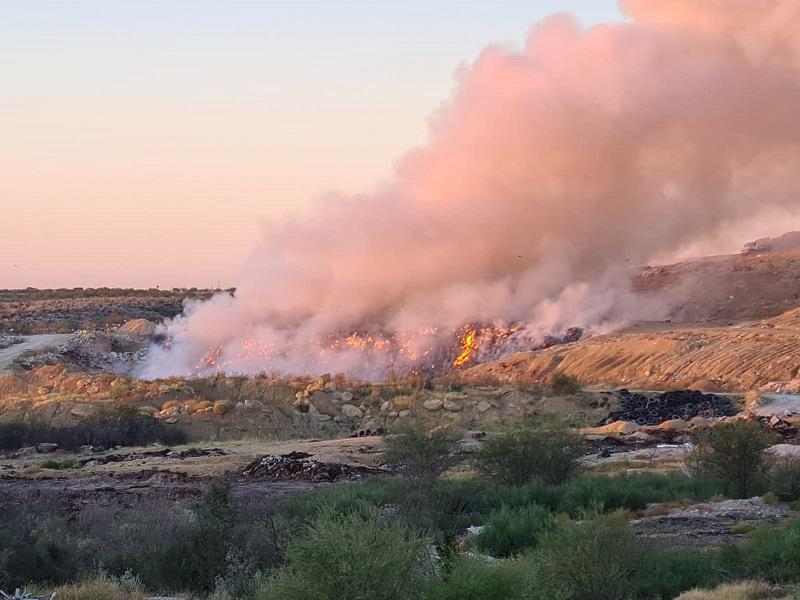 Se incendia celda del relleno sanitario de Piedras Negras; informan que fue controlado